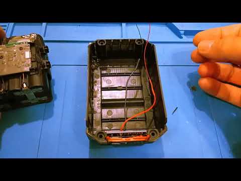 Видео: Восстановление индикатора заряда аккумуляторной батареи шуруповерта ERBAUER 18 V