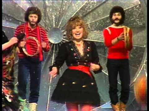 Видео: Алла Пугачева - Цыганский хор (1983)