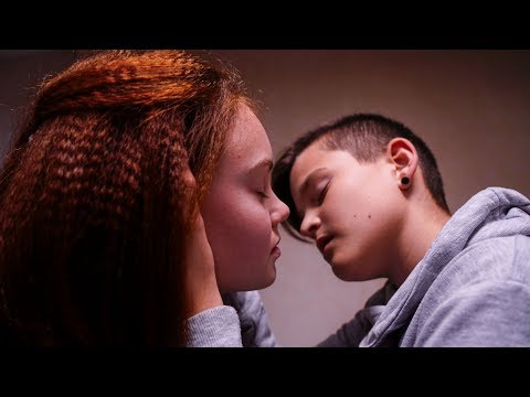 Видео: ВЕЧЕРИНКА ПОЦЕЛУЕВ!!!