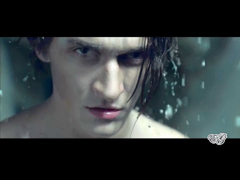 Видео: Мирослава и Арман – Небо - не я, небо – не ты…