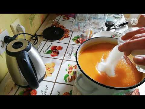 Видео: Тыквенный сок с морковью. Проще простого!