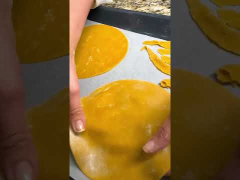 Видео: Зара Медовик