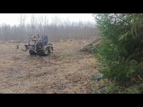 Видео: ГУСЕНИЧНЫЙ МИНИТРАКТОР ЛЕСОВОЗ в деле первые испытания в делянке