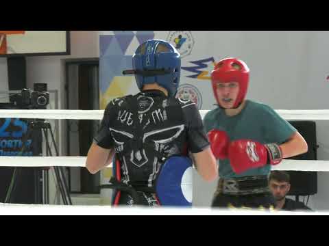 Видео: Чемпіонат міста Павлограда з  бойових мистецтв Комбат Самозахист ІСО (К1-комбат, фрі-бокс) Part 1.