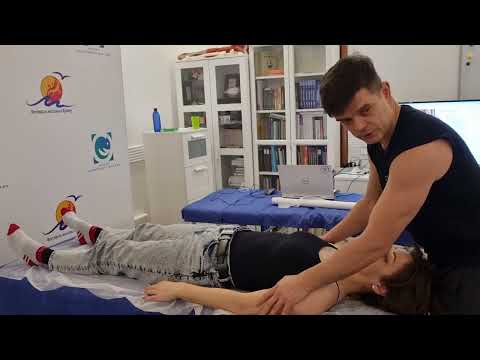 Видео: Тестируем подлопаточные мышцы. Работаем со средостением