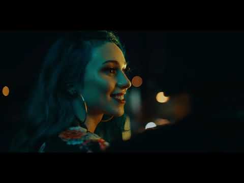 Видео: Artik & Asti - Лампочки (Music Video)