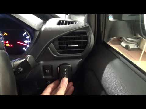 Видео: AUTEL MaxiIM608   TOYOTA VOXI 2016г. запуск при полной потере SMART-KEY