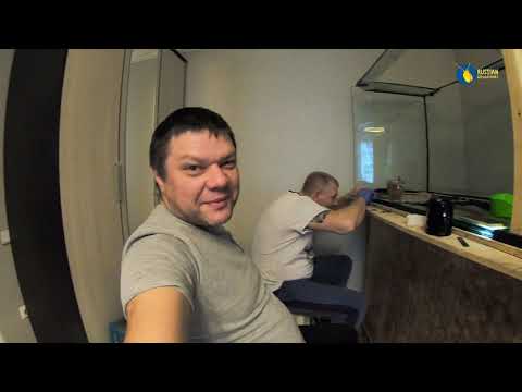 Видео: Ремонт. Леха сильно порезался. Не экономте на грузчиках!