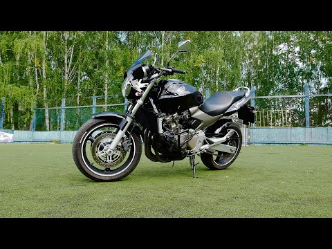 Видео: ЛУЧШИЙ ПЕРВЫЙ МОТОЦИКЛ! Honda cb600f hornet 2004 год.