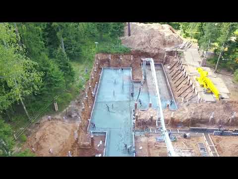 Видео: Гидроизоляция фундаментной плиты методом просыпки состава Стармекс Сил