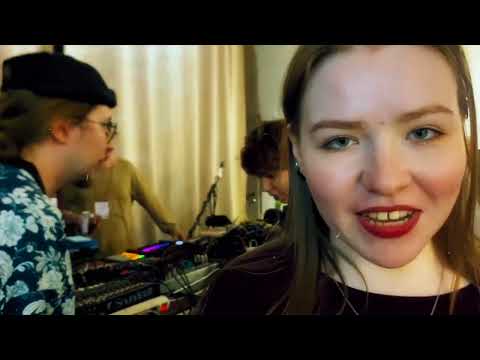 Видео: С подружкой на выставку ходили