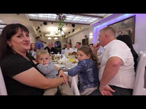 Видео: Гурт сто долярів Івано-Франківськ Шок!!! Дружка зацілувала музикантів 3 рази Гірко гірко @videoifcom