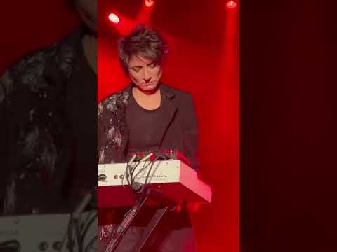 Видео: Земфира — Не стреляйте Tel Aviv 2022