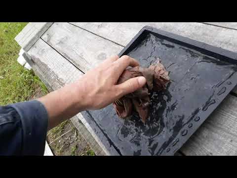 Видео: Как и чем отмыть формы для плитки!