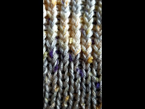 Видео: Плетене на ластик / маншет на две игли - два вида.