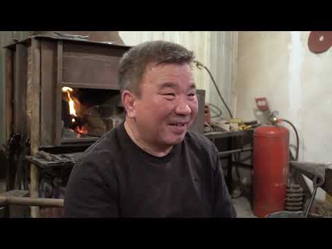 Видео: Сарыал Билюкин - известный якутский кузнец. с. Ытык-Кюель. 06.01.2021 г. Добавлены русские субтитры
