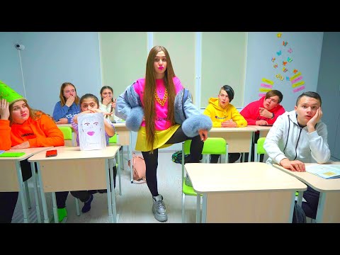 Видео: ДИАНА ИСПОРТИЛАСЬ!! ЗАЧЕМ УВЕЛИЧИЛА ГУБЫ?