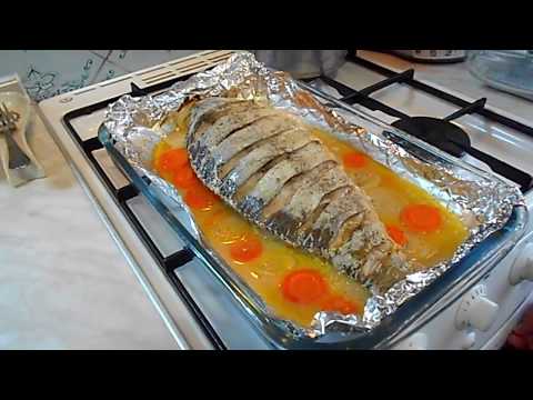 Видео: КАРП ЗАПЕЧЕННЫЙ  В  ДУХОВКЕ  С ОВОЩАМИ.