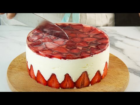 Видео: Пока есть КЛУБНИКА🍓, надо сделать торт. Нежный "Фрезье"🎂 - Я - ТОРТодел!