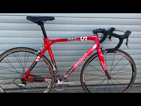 Видео: BMC Roadmachine 01 - больше не шоссер