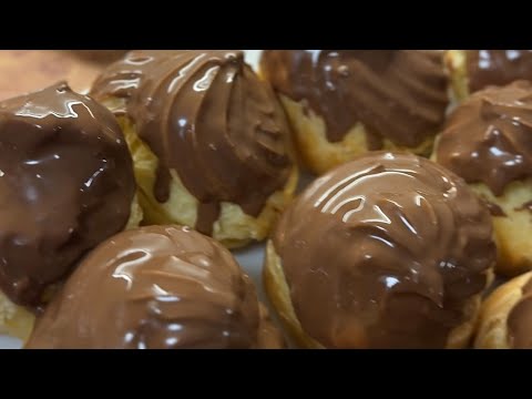 Видео: Рецепт САМЫХ вкусных профитролей с заварным кремом | Заварной крем | Профитроли 