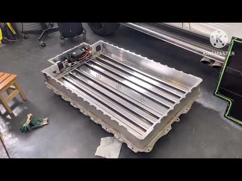 Видео: BMW i3 перепаковка ВВБ 60aH-114aH