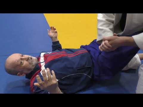 Видео: 28 февраля 2024 удушение Александра Комарова. Уже история(