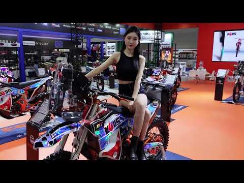 Видео: Мотоциклы в Китае. Часть 3. Выставка CIMA. CHANGJIANG, RegalRaptor, Hyosung, Kews, QJMOTOR, GAOKIN.