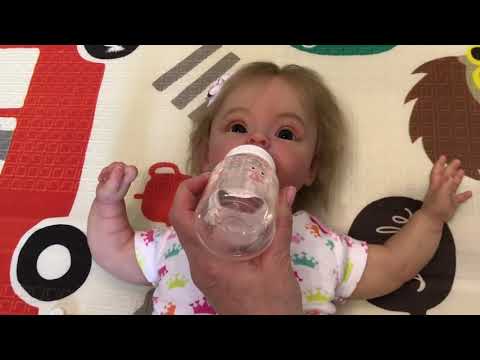 Видео: Влог: День с реборном/ Новая коляска/Vlog A day with a reborn / New stroller