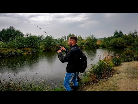 Видео: Добре що мого кльову НЕ БАЧИЛИ місцеві Діди-Щука і Окунь в Сільській Річці