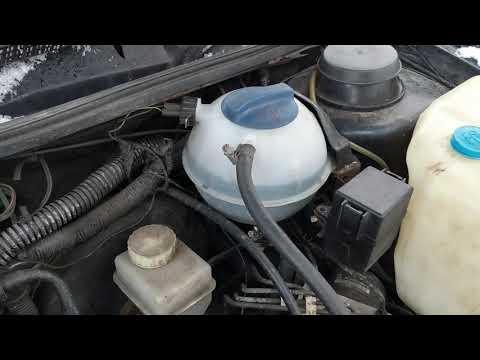 Видео: Поднимается уровень охлаждающей жидкости при оборотах Chery Amulet (Чери Амулет)