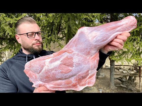 Видео: Телячья лопатка (5 кг) Жареная 3 часа в традиционном балканском стиле.