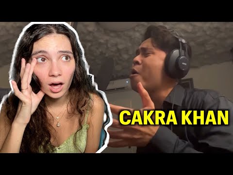 Видео: Певица впервые отреагировала и проанализировала песню Cakra Khan - Iris (кавер Goo Goo Dolls Orch...