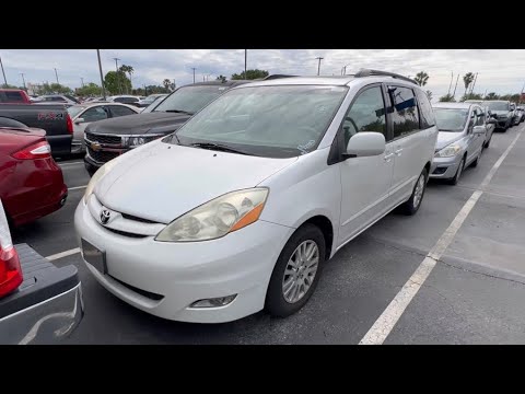 Видео: Осмотр Toyota Sienna на аукционе в США, перед покупкой.