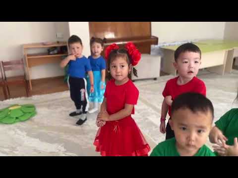 Видео: "Түстер әлемі" ойыны "Қошақан" тобының тәрбиешісі Шахабаева Айгерим