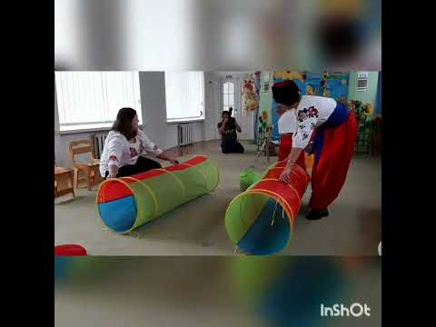 Видео: День Козацтва "Як козачата борщ варили" (старша група ЗДО, фрагменти розваги)