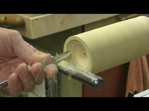 Видео: Точение по дереву: как выдолбить торец древесины – несколько разных методов