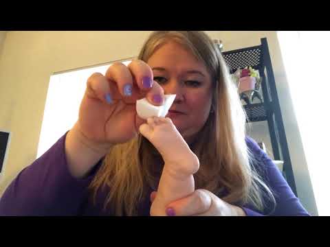 Видео: УРОКИ РЕБОРНИНГА . REBORN DOLL. HOW TO MAKE YOUR REBORN DOLL. КАК НАНЕСТИ ПЕРВЫЙ СЛОЙ НА МОЛД РЕБОРН