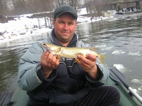 Видео: Успешно открыл сезон 2018.Ловля щуки весной на Р. Псел.