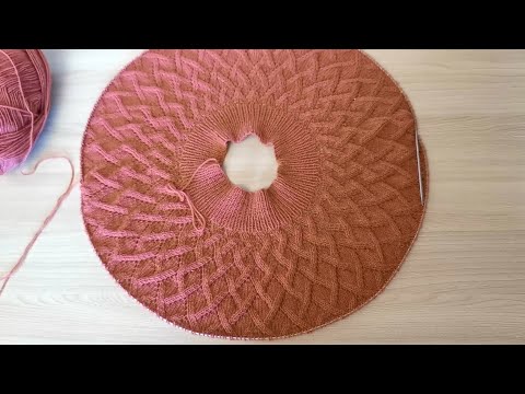 Видео: Ажурный джемпер спицами на круглой кокетке по собственной схеме, часть 1 - кокетка