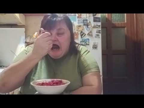 Видео: ем борщ