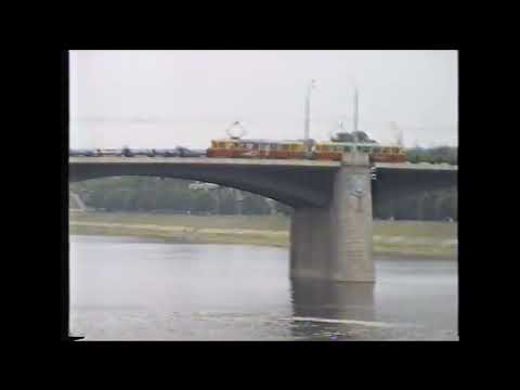 Видео: "ЗАМРИ хочу сказать тебе но ты проходишь мимо"