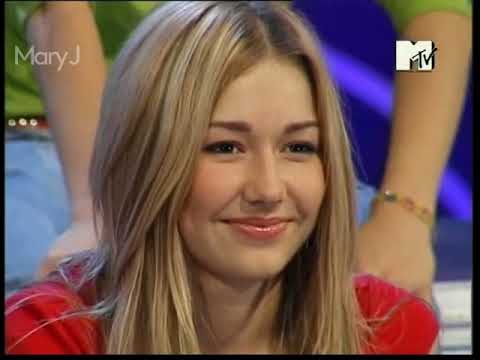 Видео: Лера Козлова поет для Влада Топалова