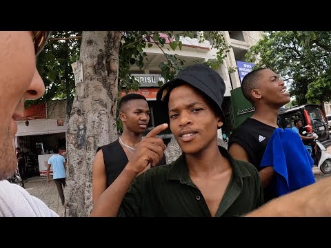 Видео: Как живут в крупнейшем городе штата Пенджаб Лудхияна, Шок жильё за 50 $, Встретил Африканцев