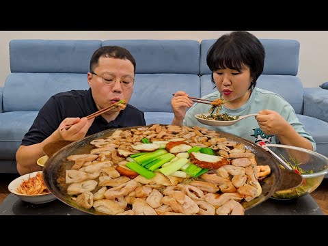 Видео: Жареный макчхан и холодный макколи! Идеальное сочетание! Мукбанг