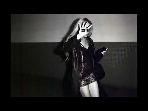 Видео: playingtheangel & elastronauta - мартини со льдом без подтекста