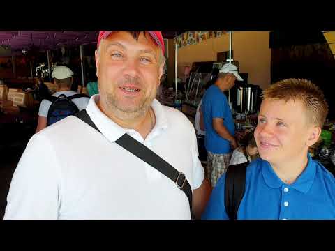 Видео: СТОЛОВАЯ CRAZY НА ЦЕНТРАЛЬНОМ ПЛЯЖЕ АНАПА