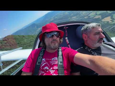 Видео: Жив, цел, Орел! Параплан, спасательный парашют, дерево. Все хорошо.