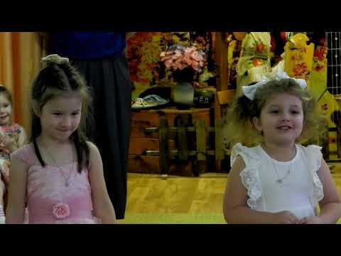Видео: ДЕНЬ МАМЫ. Утренник в детском саду 2019