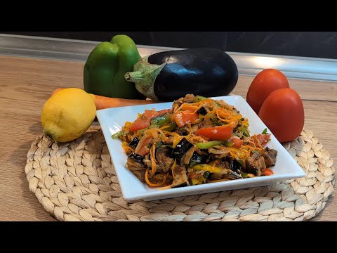Видео: Салат из хрустящих баклажанов. Как в ресторане!🍆🫑🥕🍅